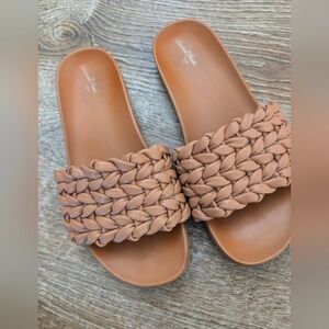 Women's sandals